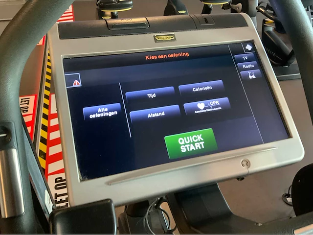 Technogym - excite new bike - 700 visioweb - home trainer - afbeelding 10 van  11
