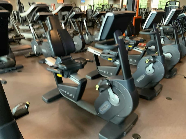 Technogym - excite new bike - 700 visioweb - home trainer - afbeelding 5 van  7