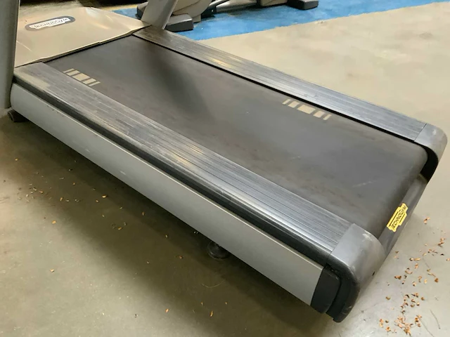 Technogym - excite run now - 500 led - treadmill - afbeelding 5 van  6