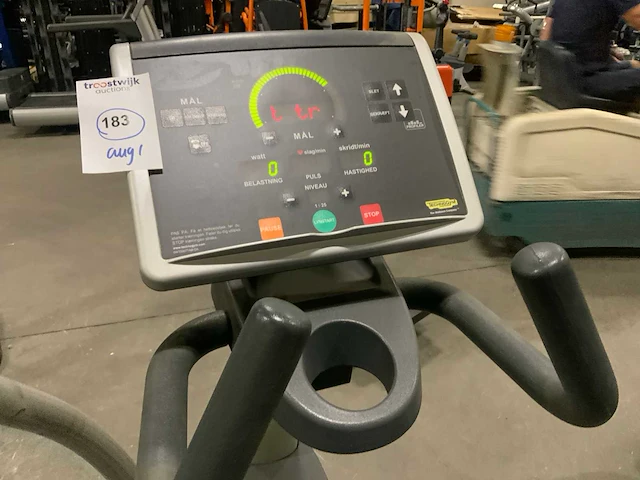 Technogym - excite synchro - 500 led - crosstrainer - afbeelding 4 van  6