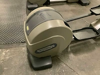 Technogym - excite synchro - 500 led - crosstrainer - afbeelding 3 van  5