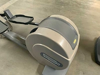 Technogym - excite synchro - 500 led - crosstrainer - afbeelding 2 van  6