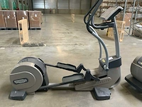 Technogym - excite synchro - 500 led - crosstrainer - afbeelding 1 van  6