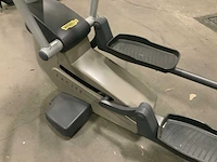 Technogym - excite synchro - 500led - crosstrainer - afbeelding 3 van  6