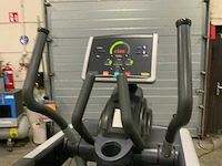 Technogym - excite+ vario - 500 led - crosstrainer - afbeelding 4 van  6