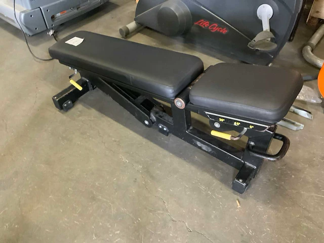 Technogym - pure - adjustable bench - power station - afbeelding 1 van  4