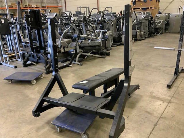 Technogym - pure flat - adjustable bench - power station - afbeelding 5 van  5
