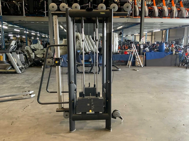 Technogym 4 pulley station cable krachtstation - afbeelding 1 van  8