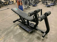 Technogym abdominal crunch bench krachtstation - afbeelding 3 van  4