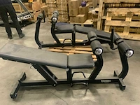 Technogym abdominal crunch bench krachtstation - afbeelding 2 van  5