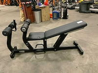 Technogym abdominal crunch bench pure krachtstation - afbeelding 1 van  4