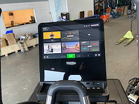 Technogym artis vario unity 3.0 live crosstrainer - afbeelding 5 van  7