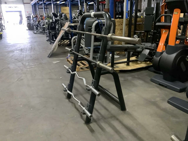 Technogym barbell rek incl 4 barbells krachtstation - afbeelding 4 van  4