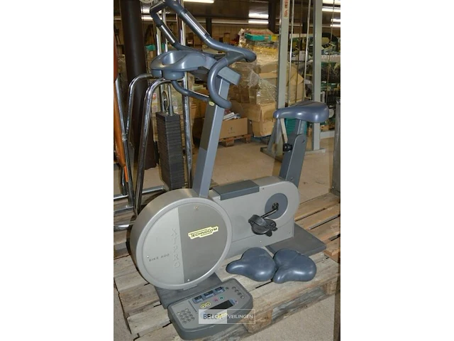 Technogym bike 600 xtpro hometrainer - afbeelding 1 van  9