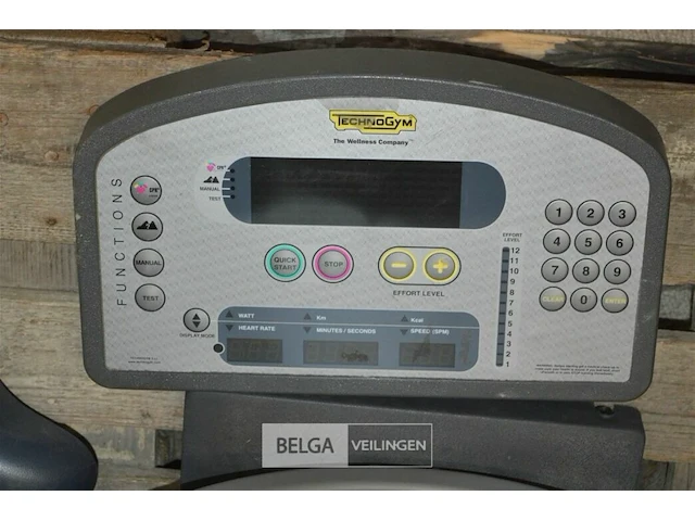 Technogym bike 600 xtpro hometrainer - afbeelding 3 van  9