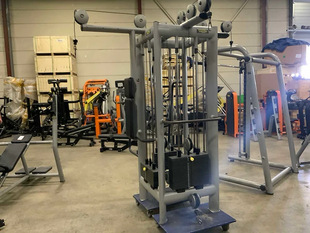 Technogym cable tower pulley krachtstation - afbeelding 4 van  7