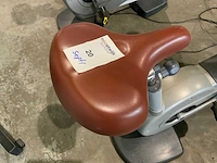 Technogym classic bike 700 home trainer - afbeelding 3 van  5