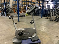 Technogym classic bike 700 led recumbent bike home trainer - afbeelding 5 van  7