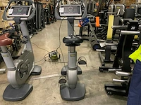 Technogym classic bike 700 tv home trainer - afbeelding 4 van  5