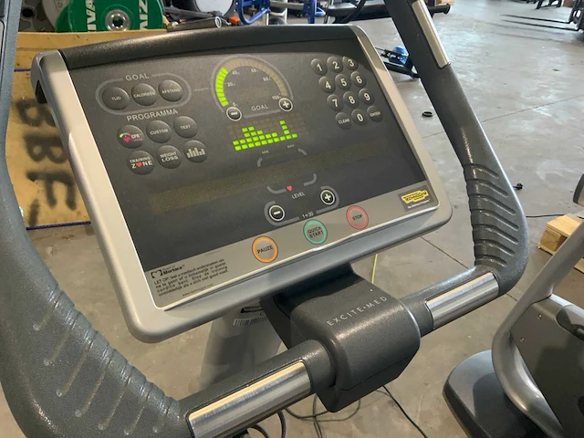 Technogym classic midical bike 700 home trainer - afbeelding 3 van  5