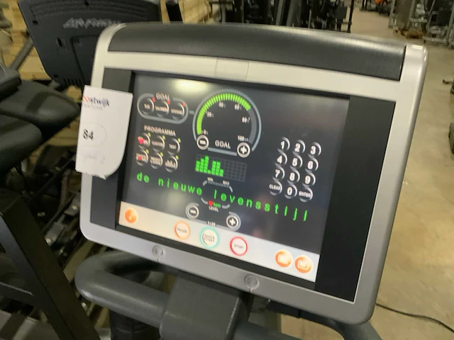 Technogym classic recline 700 tv home trainer - afbeelding 2 van  6