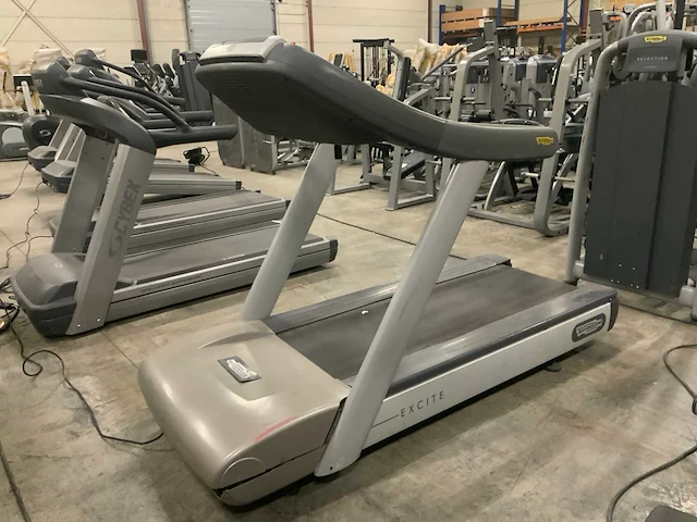 Technogym classic run 700 led loopband - afbeelding 3 van  7