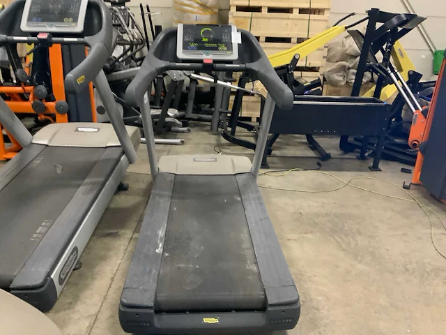 Technogym classic run 700 led loopband - afbeelding 5 van  5
