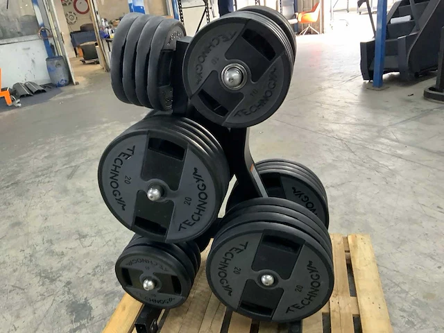 Technogym dumbells met element rek 16x20;20x10kg krachtstation - afbeelding 2 van  5