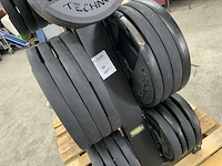 Technogym dumbells met element rek 16x20;20x10kg krachtstation - afbeelding 4 van  5