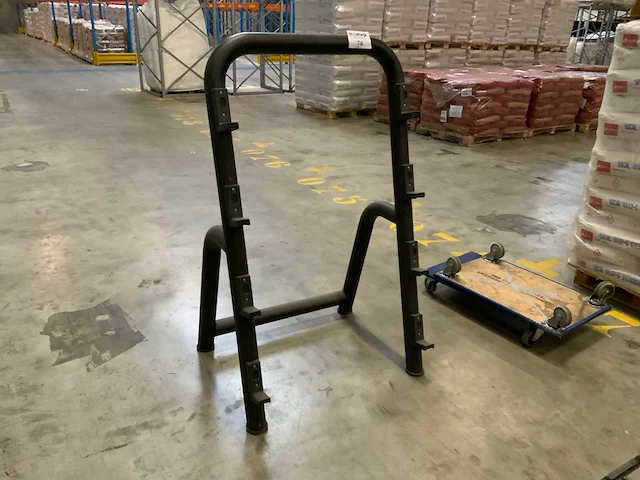 Technogym element 4 pair barbell rek krachtstation - afbeelding 1 van  4