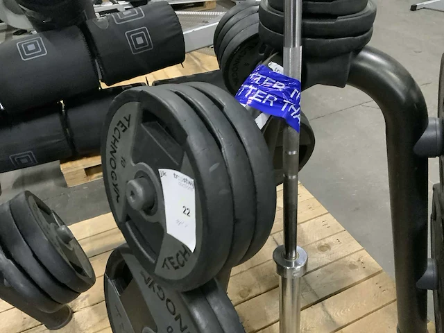 Technogym element 50mm rek 210kg schijven krachtstation - afbeelding 6 van  7