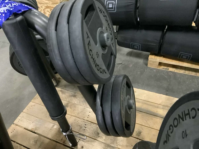 Technogym element 50mm rek 215kg schijven krachtstation - afbeelding 6 van  9