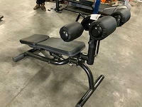 Technogym element abdominal crunch bench krachtstation - afbeelding 6 van  6