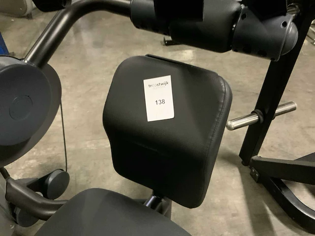 Technogym element abdominal crunch krachtstation - afbeelding 2 van  6