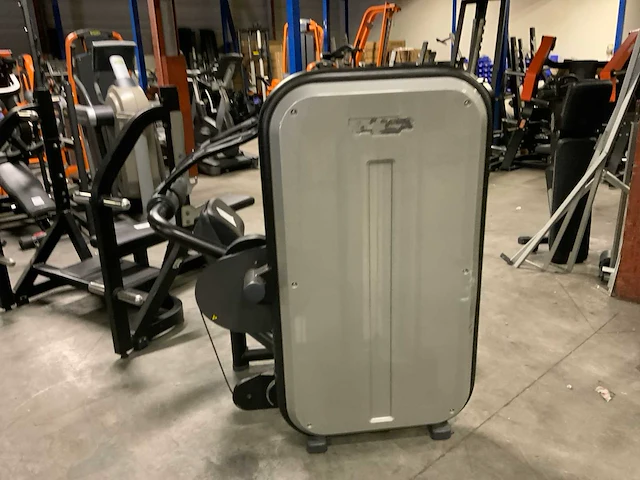 Technogym element abdominal crunch krachtstation - afbeelding 5 van  6
