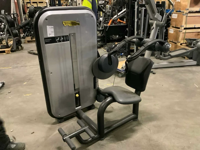 Technogym element abdominal crunch krachtstation - afbeelding 1 van  6