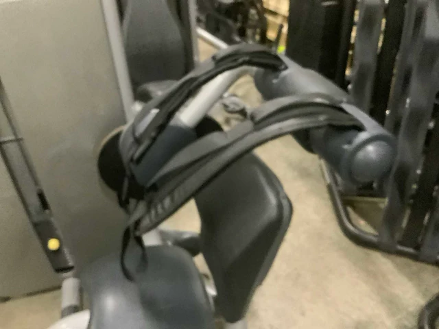 Technogym element abdominal krachtstation - afbeelding 2 van  5
