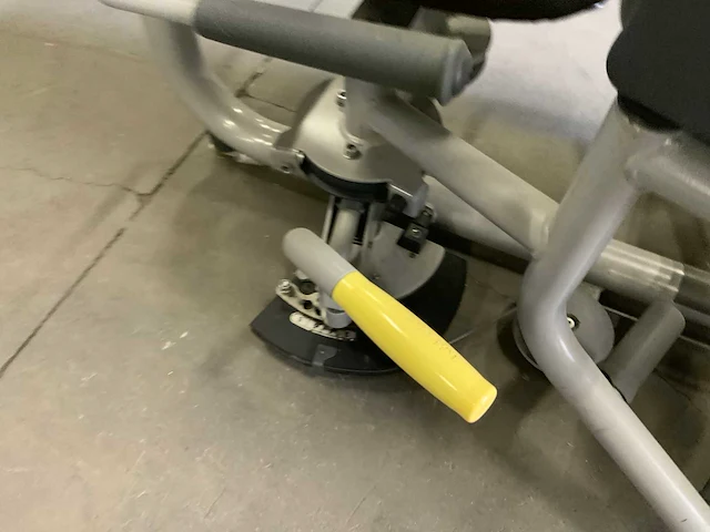 Technogym element abductor krachtstation - afbeelding 6 van  6
