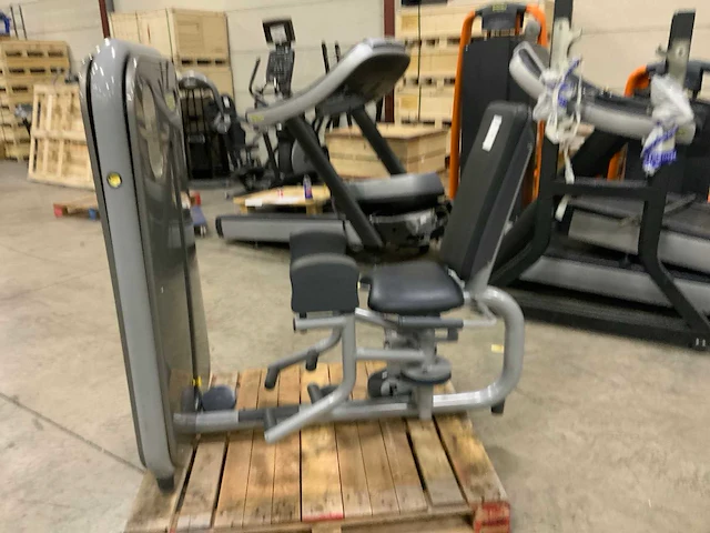 Technogym element abductor krachtstation - afbeelding 4 van  6