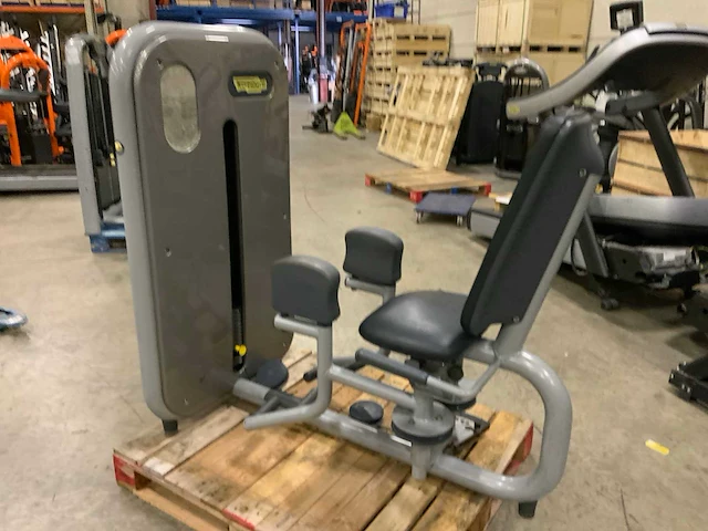 Technogym element abductor krachtstation - afbeelding 6 van  6