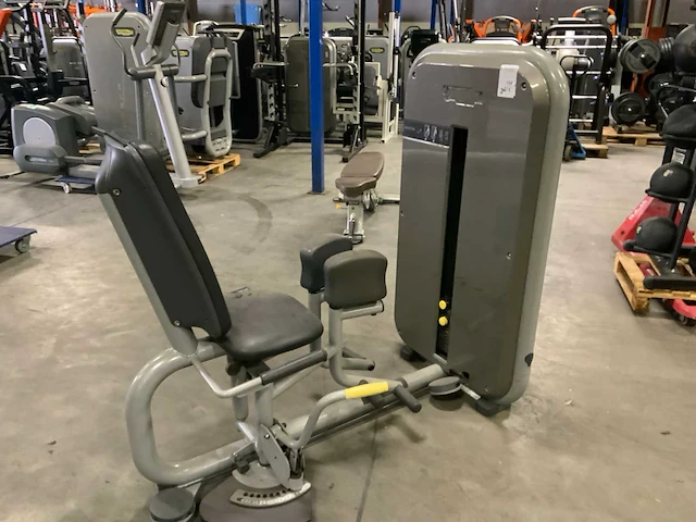 Technogym element adductie krachtstation - afbeelding 1 van  8