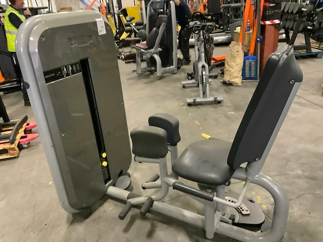 Technogym element adductie krachtstation - afbeelding 3 van  8