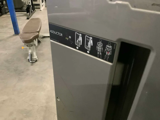 Technogym element adductie krachtstation - afbeelding 5 van  8