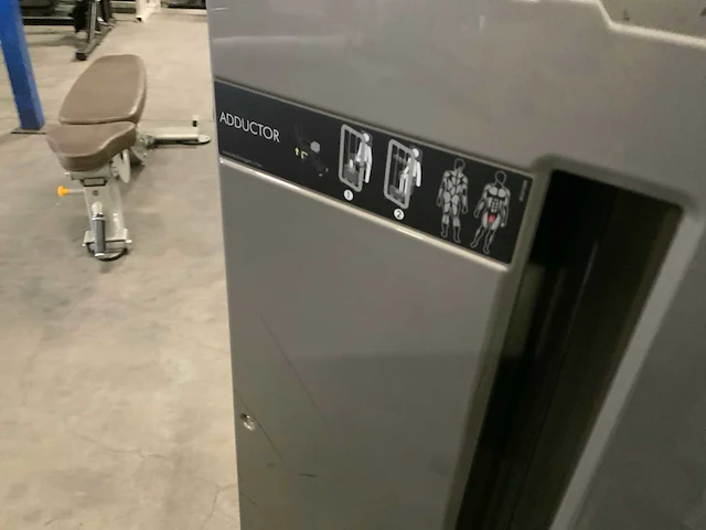 Technogym element adductie krachtstation - afbeelding 6 van  8