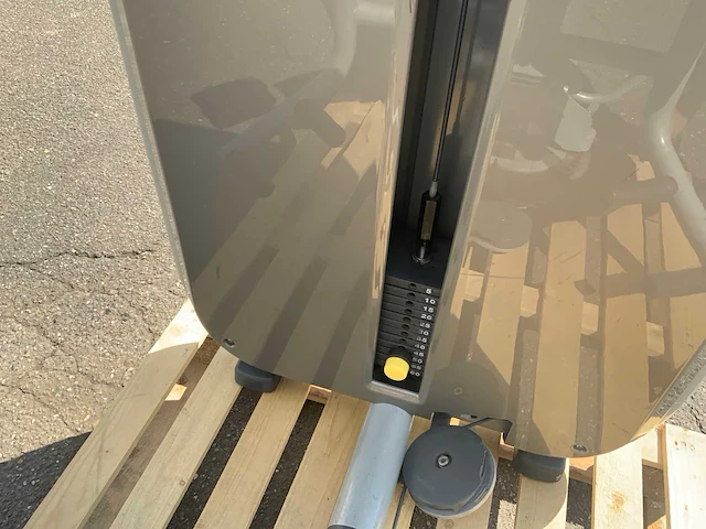 Technogym element adductie krachtstation - afbeelding 3 van  5