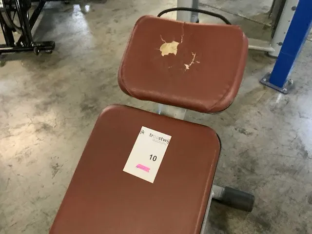 Technogym element adjustable bench krachtstation - afbeelding 2 van  5