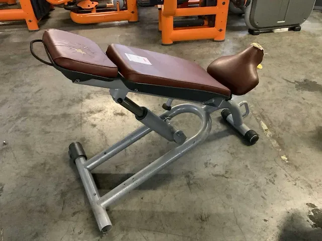 Technogym element adjustable bench krachtstation - afbeelding 4 van  5