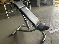 Technogym element adjustable bench krachtstation - afbeelding 3 van  4