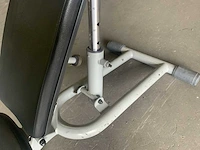 Technogym element adjustable bench krachtstation - afbeelding 4 van  4