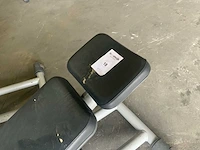 Technogym element adjustable bench krachtstation - afbeelding 2 van  4